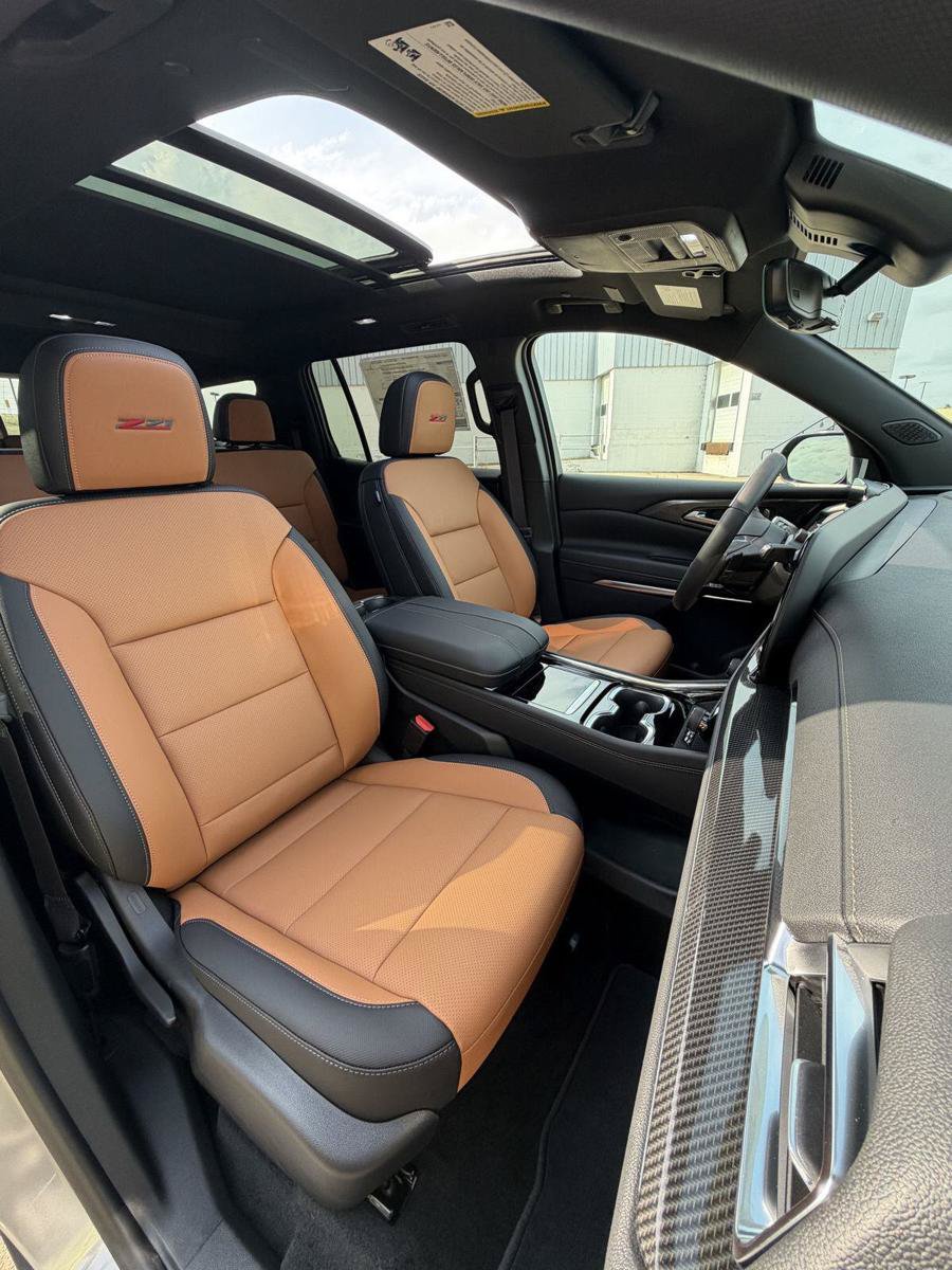 New 2027 Chevrolet Traverse Z71 w/ Enhanced Driving Package AWD/4WD image 22