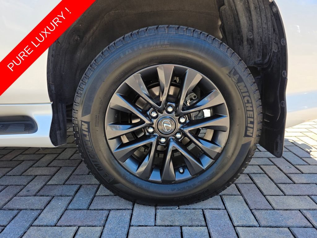 Used 2023 Lexus GX 460 Premium w/ Premium Package AWD/4WD image 21