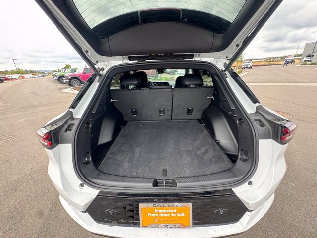 Used 2024 Chevrolet Equinox EV RS FWD image 22
