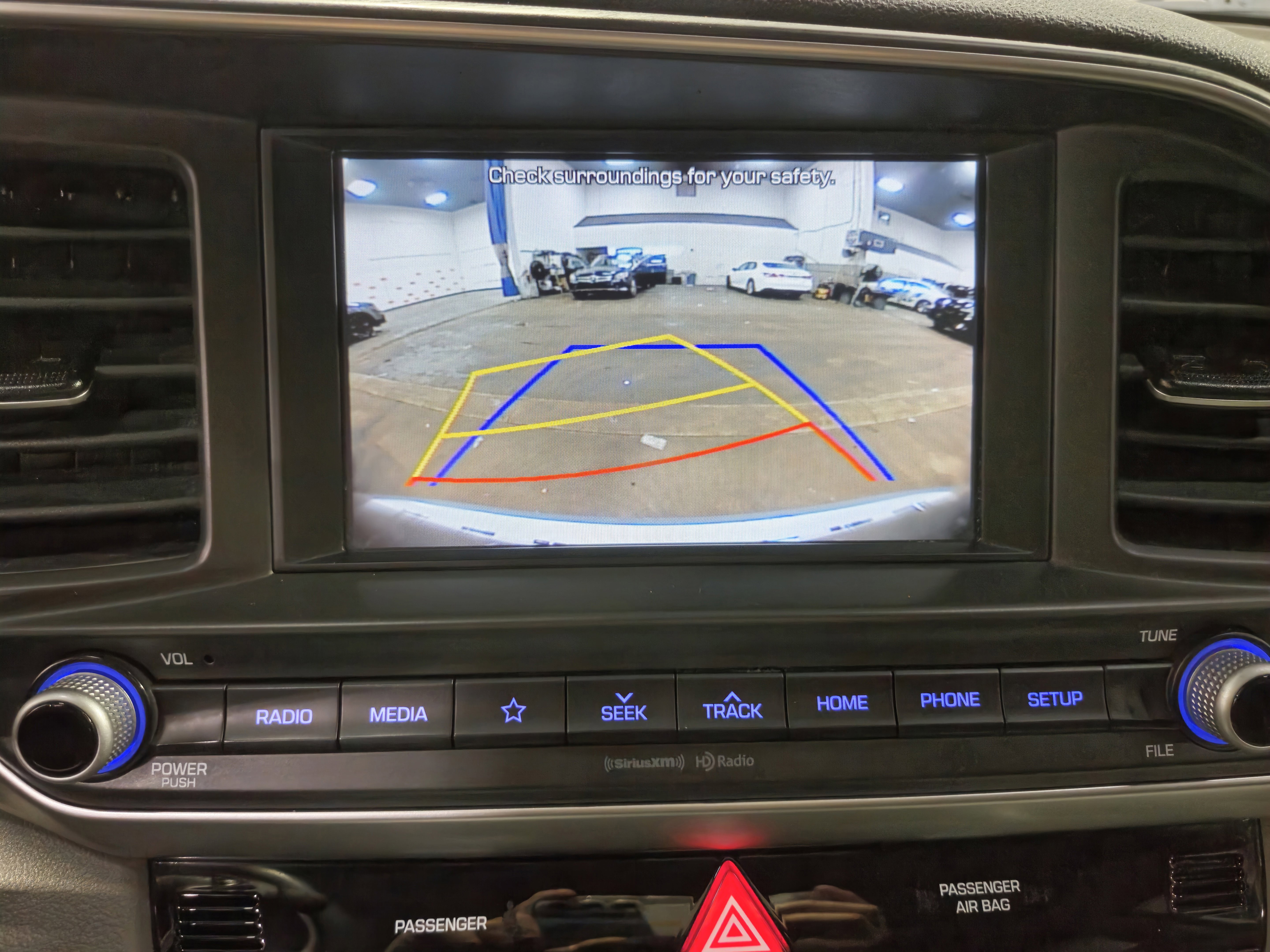 Used 2020 Hyundai Elantra SEL image 2