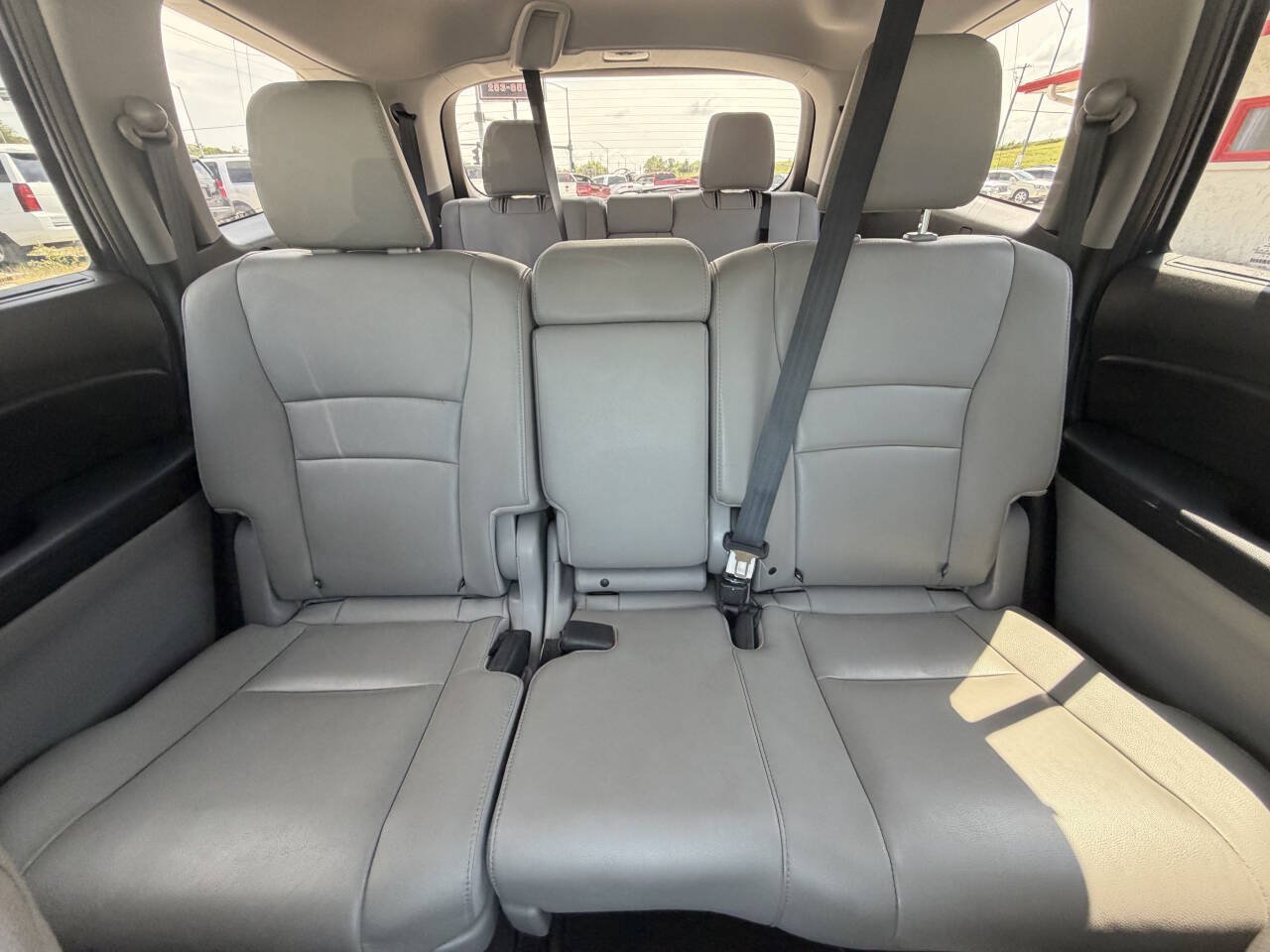 Used 2017 Honda Pilot Touring image 27