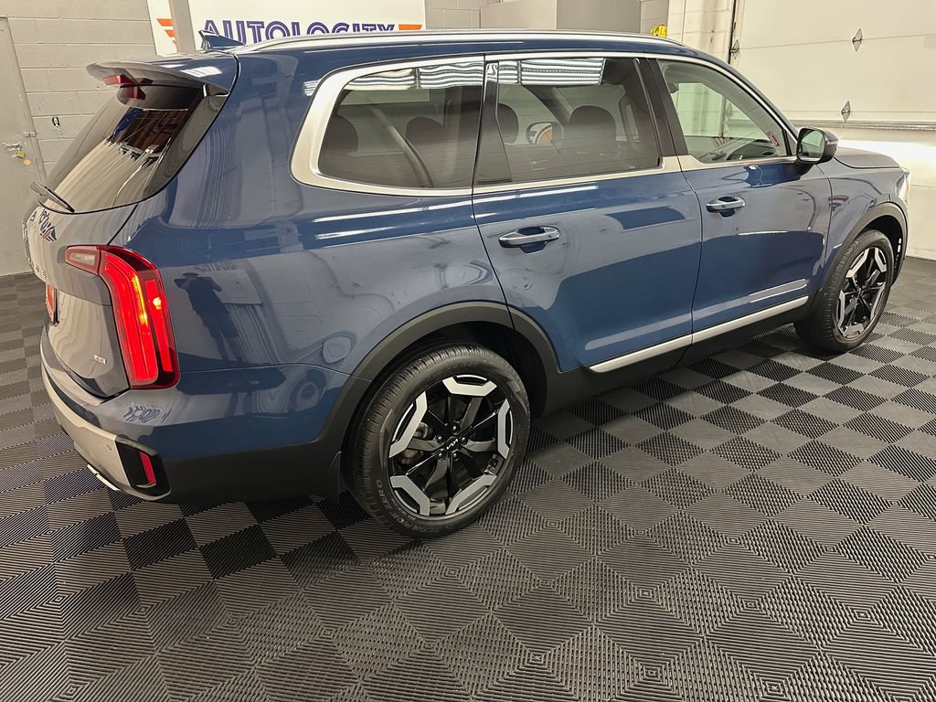 Used 2023 Kia Telluride S w/ S Sunroof Package AWD/4WD image 11