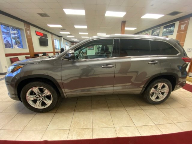 Used 2019 Toyota Highlander Limited FWD image 7