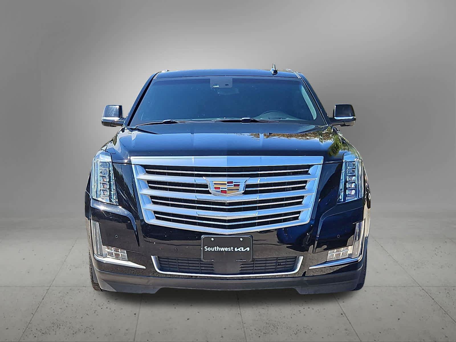 Used 2017 Cadillac Escalade Platinum AWD/4WD image 9