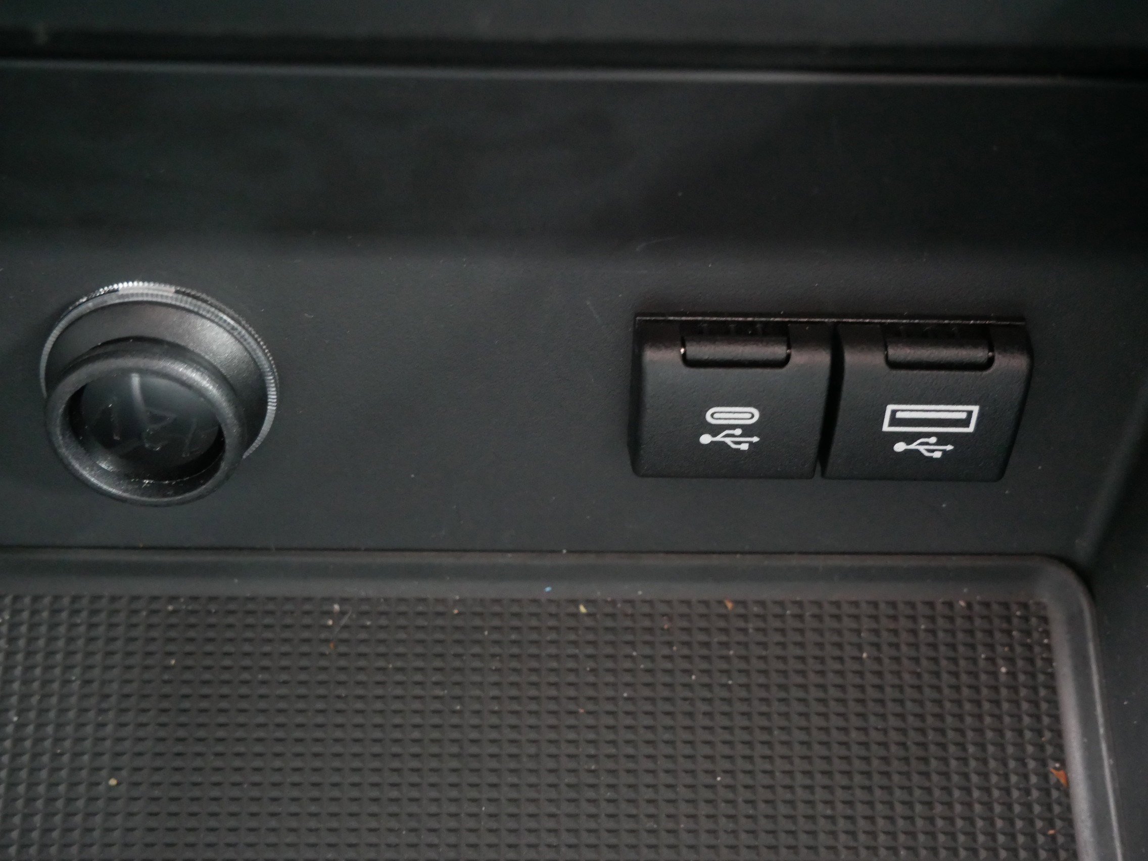 Used 2024 INEOS Grenadier image 33