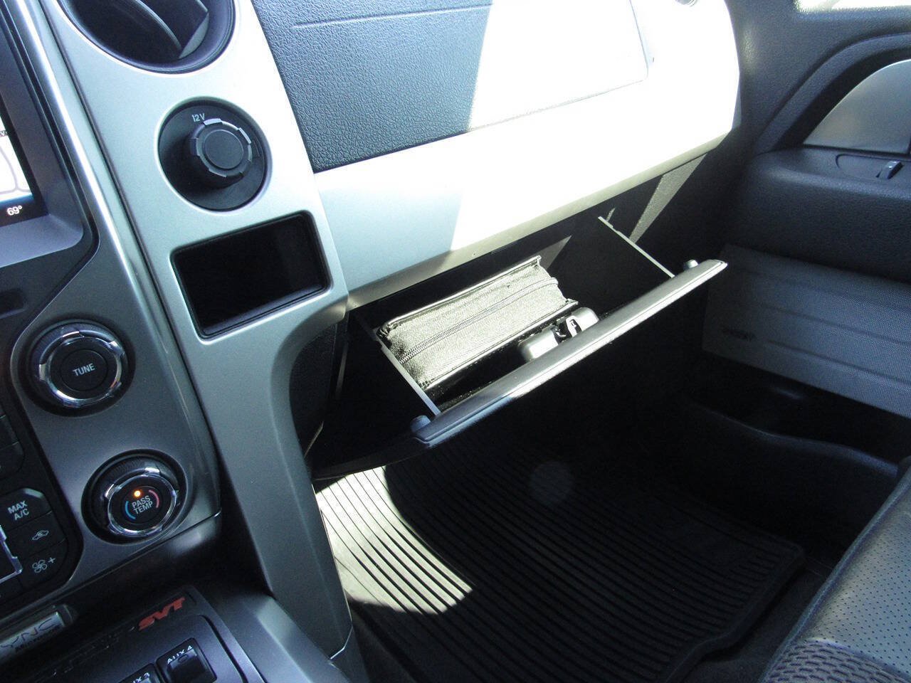 Used 2013 Ford F150 Raptor w/ Luxury Equipment Group AWD/4WD image 30