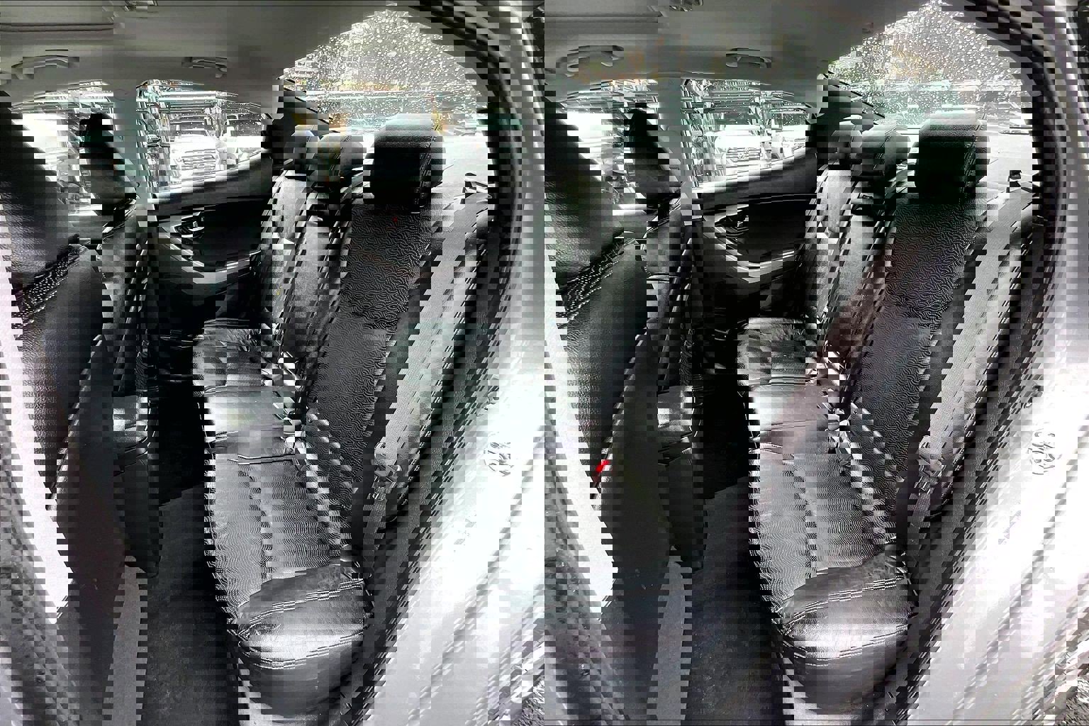 Used 2012 Hyundai Elantra Limited w/ Technology Pkg 5 image 25