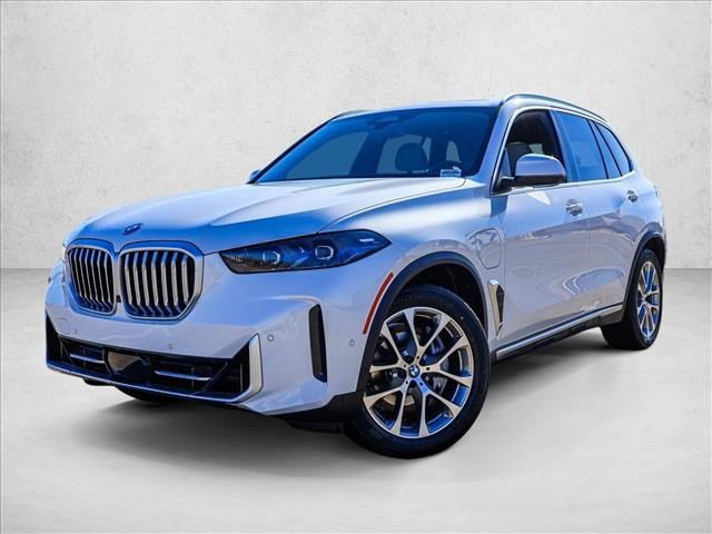 New 2026 BMW X5 xDrive50e w/ Executive Package