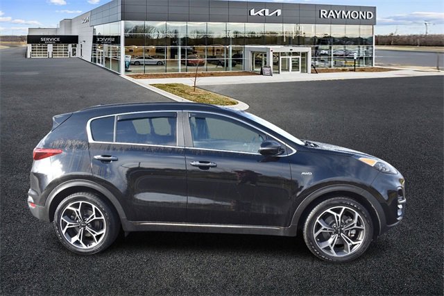 Certified 2022 Kia Sportage SX image 2