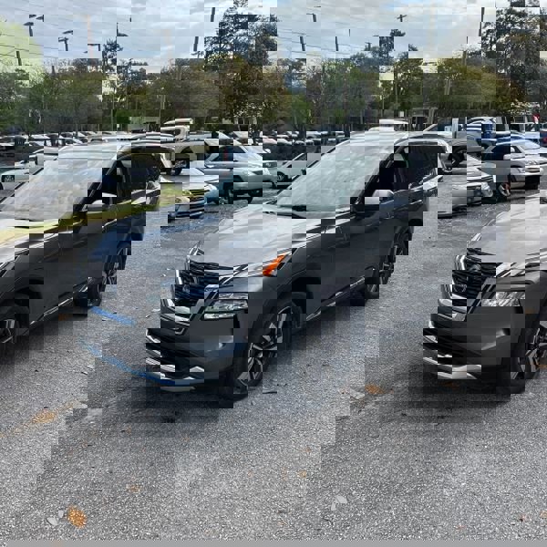 Used 2023 Nissan Rogue Platinum w/ Platinum Premium Package image 1