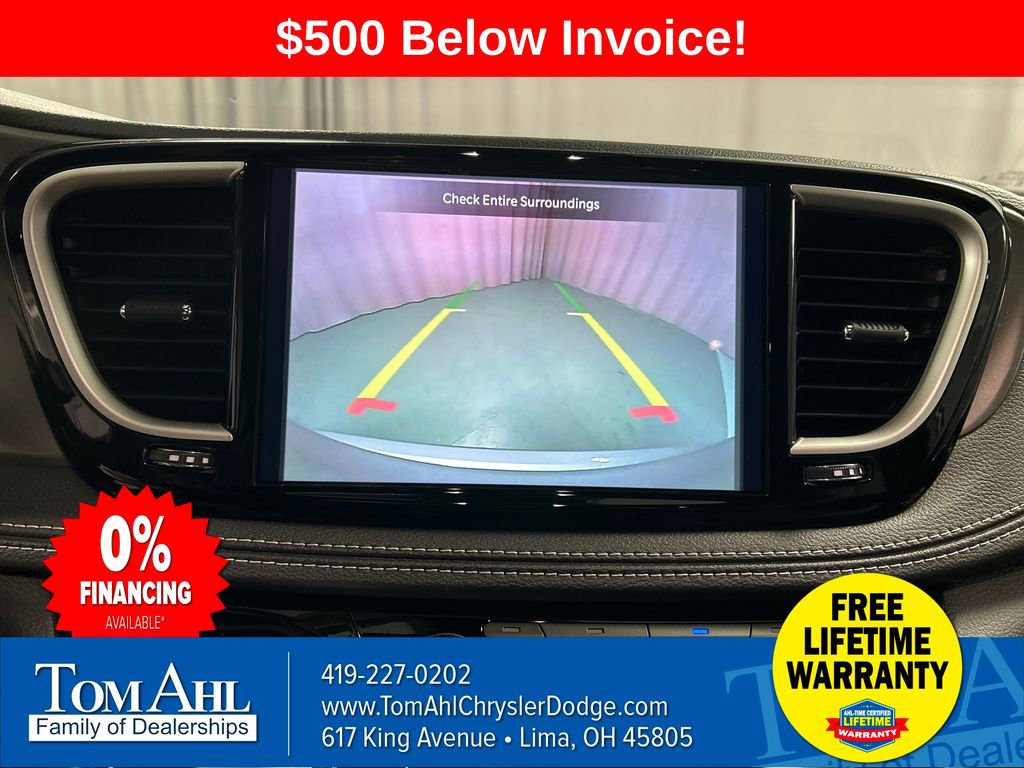 New 2026 Chrysler Pacifica Select image 16