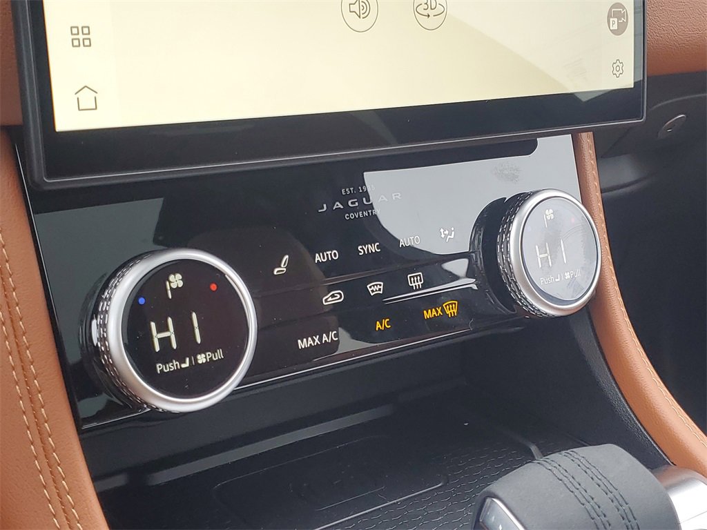 New 2025 Jaguar F-PACE R-Dynamic S image 23