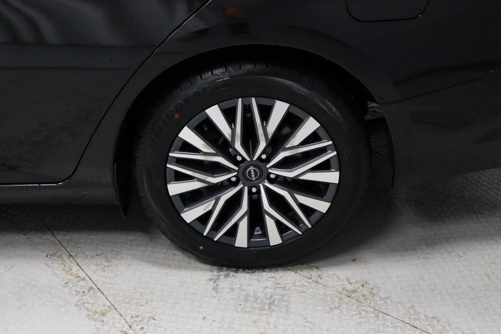 Used 2023 Nissan Altima 2.5 SV image 19