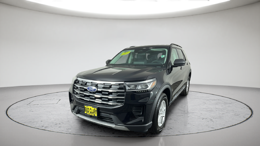 Used 2025 Ford Explorer Active