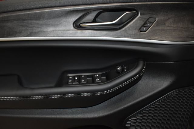 New 2025 Jeep Grand Cherokee Limited w/ Trailer Tow Package image 26