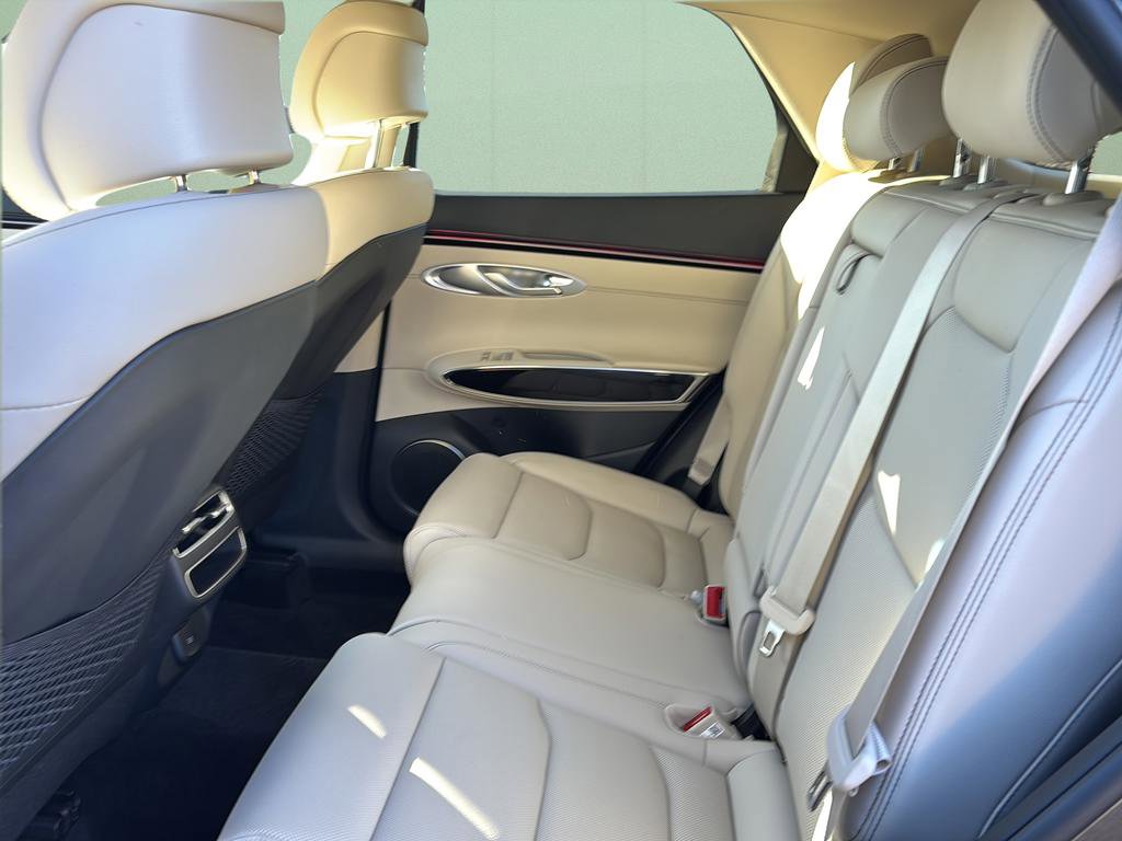 Certified 2026 Genesis GV70 2.5T image 20