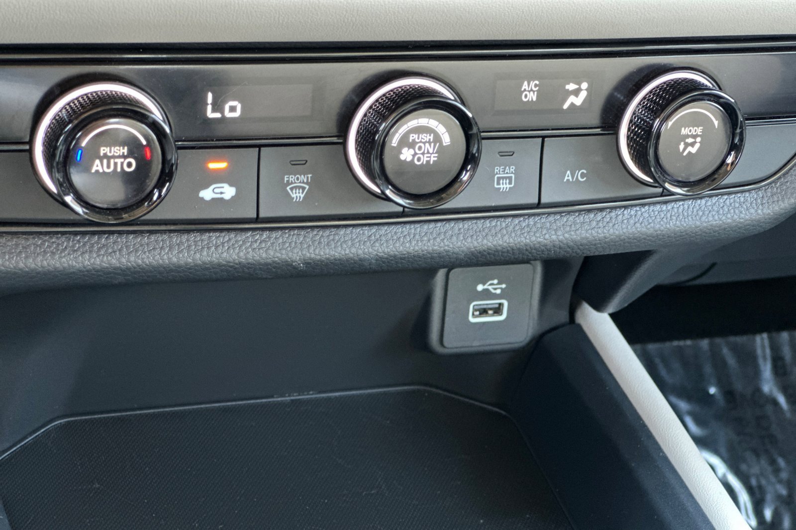 Certified 2025 Honda HR-V LX image 20