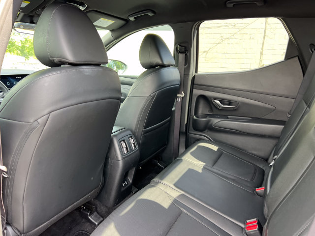 Used 2025 Hyundai Santa Cruz SEL AWD/4WD image 35
