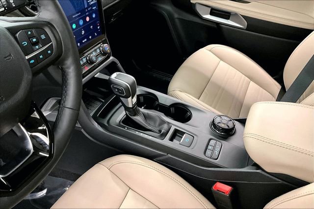 Used 2025 Ford Ranger Lariat w/ FX4 Off-Road Package image 18