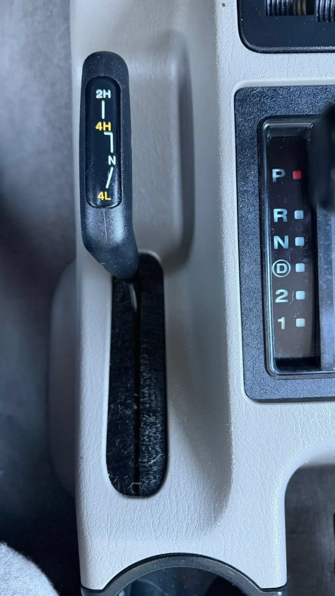 Used 2003 Jeep Wrangler Sport AWD/4WD image 18