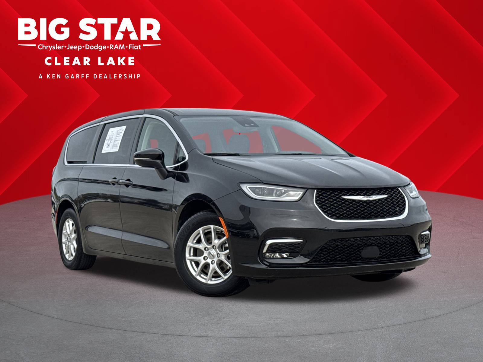 Used 2023 Chrysler Pacifica Touring-L