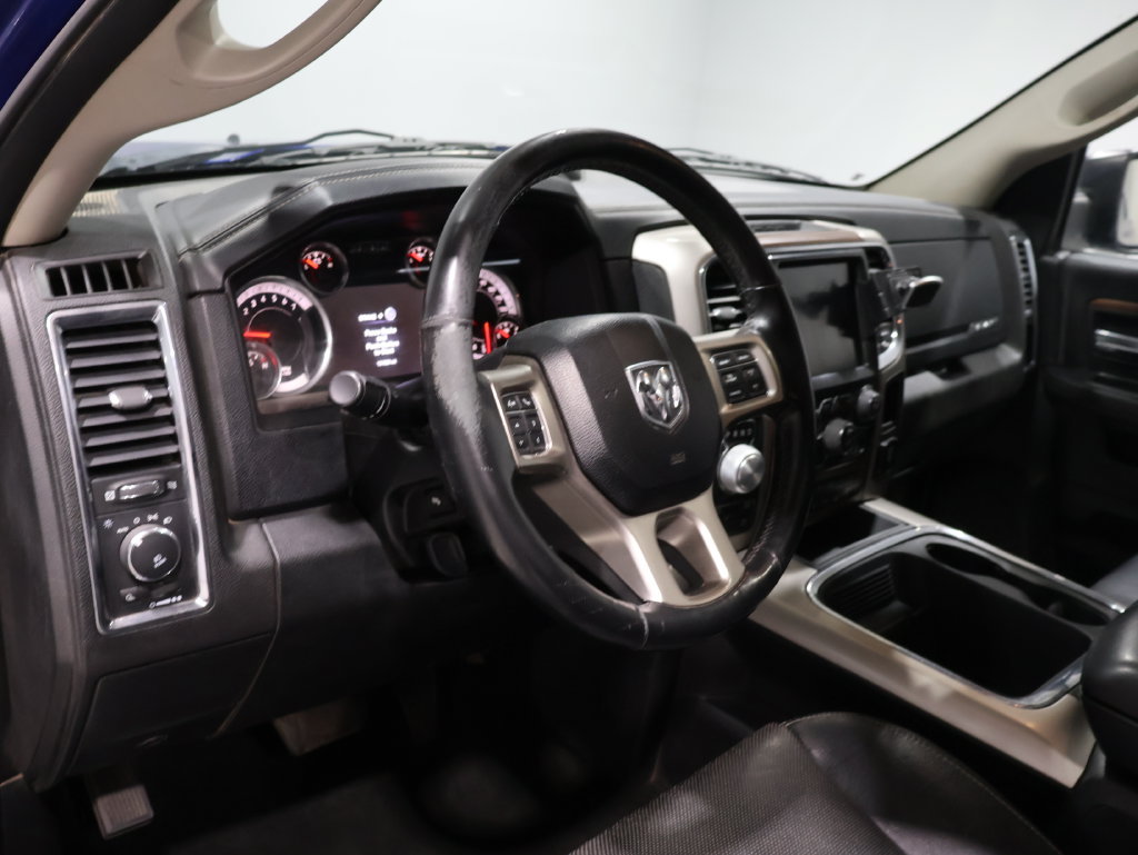 Used 2015 RAM 1500 Laramie w/ Convenience Group AWD/4WD image 18