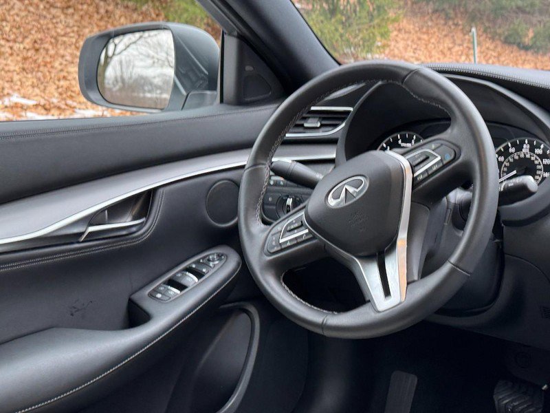 Used 2023 INFINITI QX55 Luxe w/ Cargo Package image 12