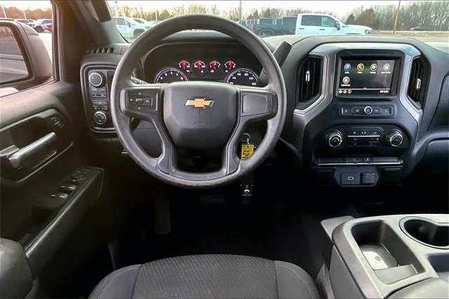 Used 2019 Chevrolet Silverado 1500 Custom image 9