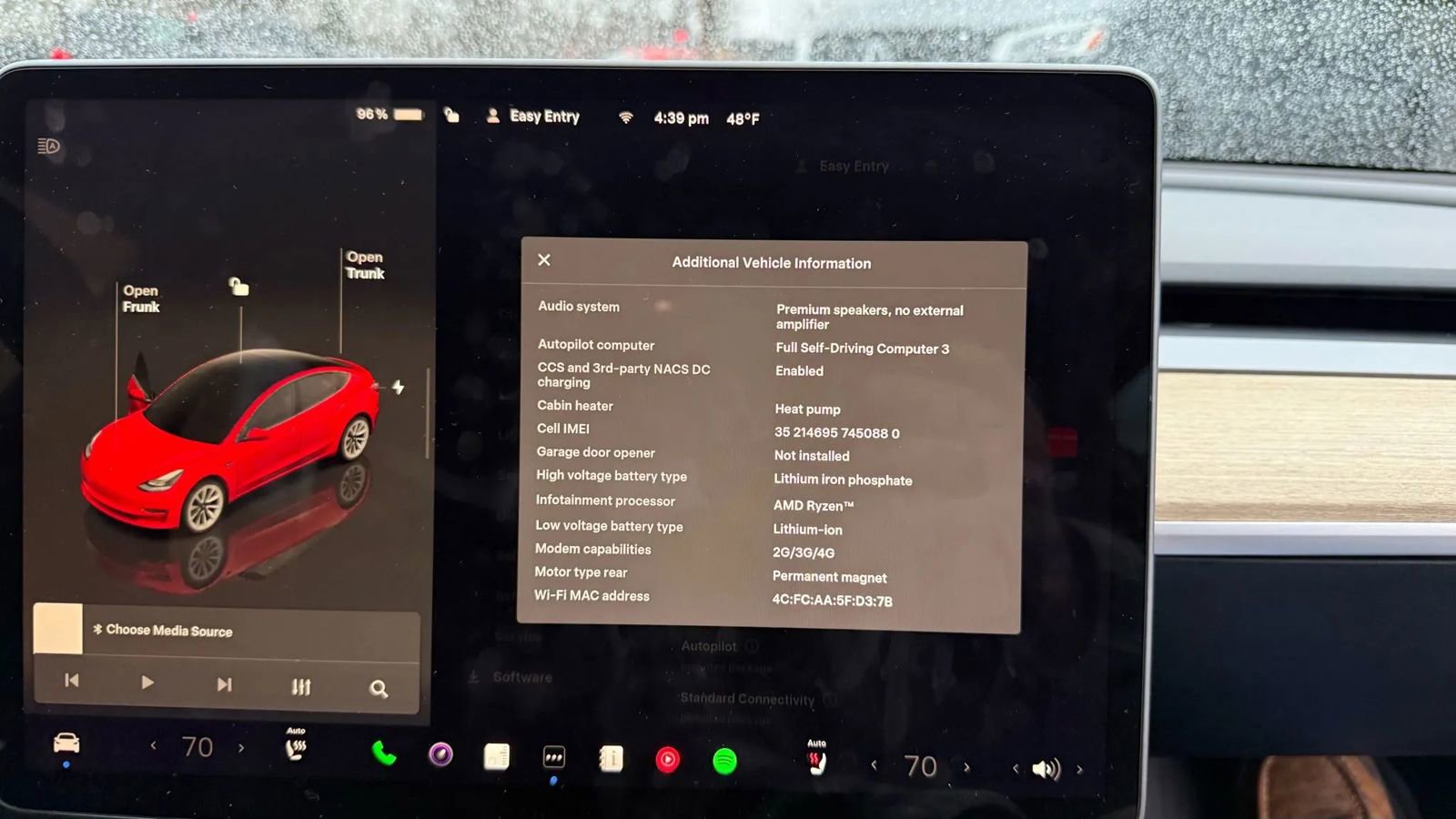 Used 2022 Tesla Model 3 Standard Range image 16