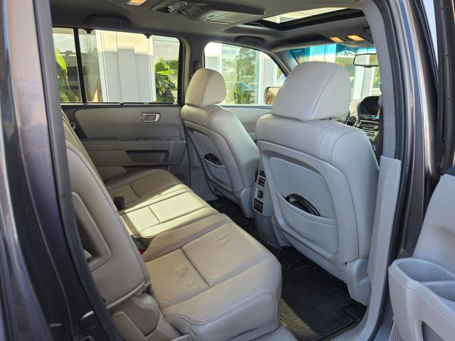 Used 2014 Honda Pilot Touring image 16