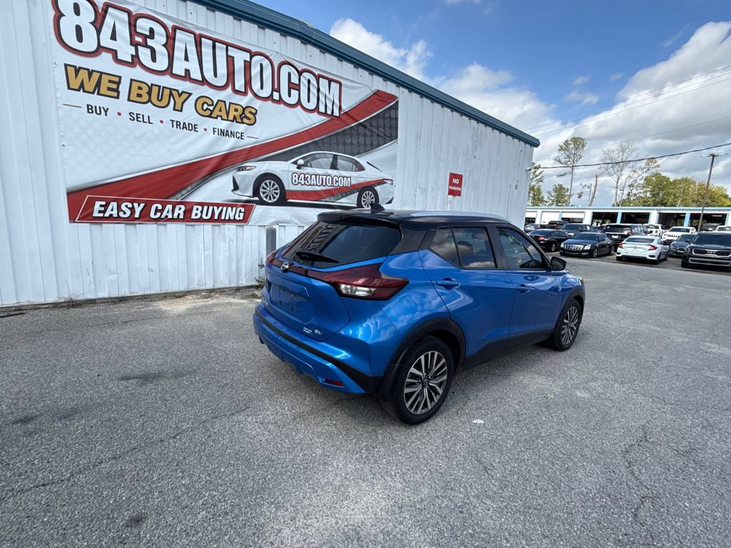 Used 2022 Nissan Kicks SV FWD image 8