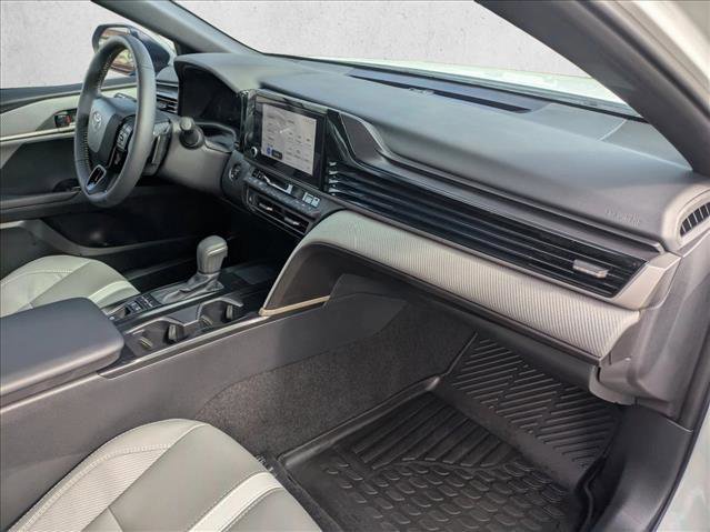 Used 2026 Toyota Camry SE w/ Convenience Package image 19