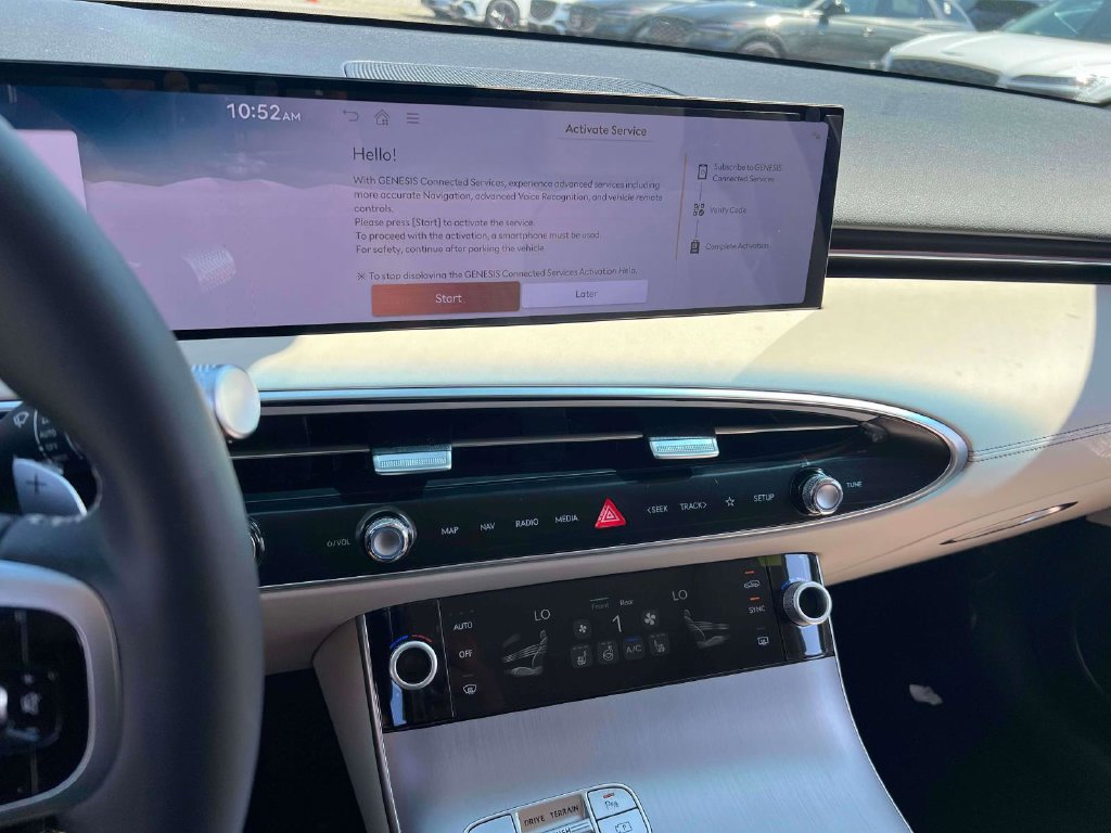New 2027 Genesis GV70 2.5T Select AWD/4WD image 25