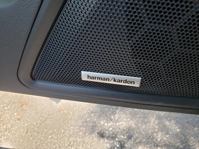 Used 2025 Subaru Outback Touring XT image 16