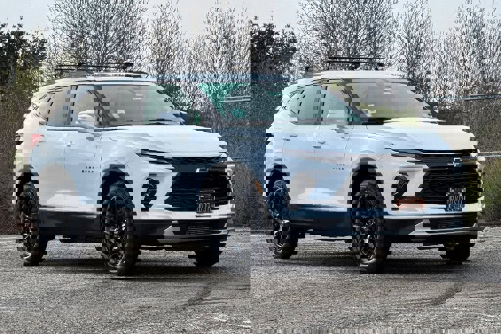 New 2026 Chevrolet Blazer LT w/ Sound & Technology Package image 2