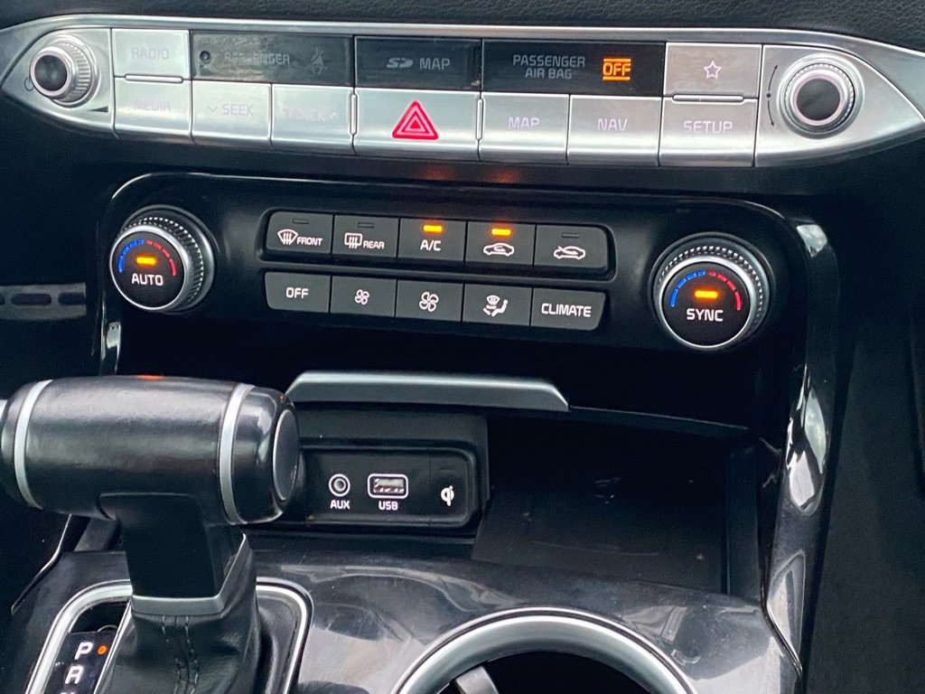 Used 2020 Kia Stinger GT-Line w/ Sun & Sound Package image 22