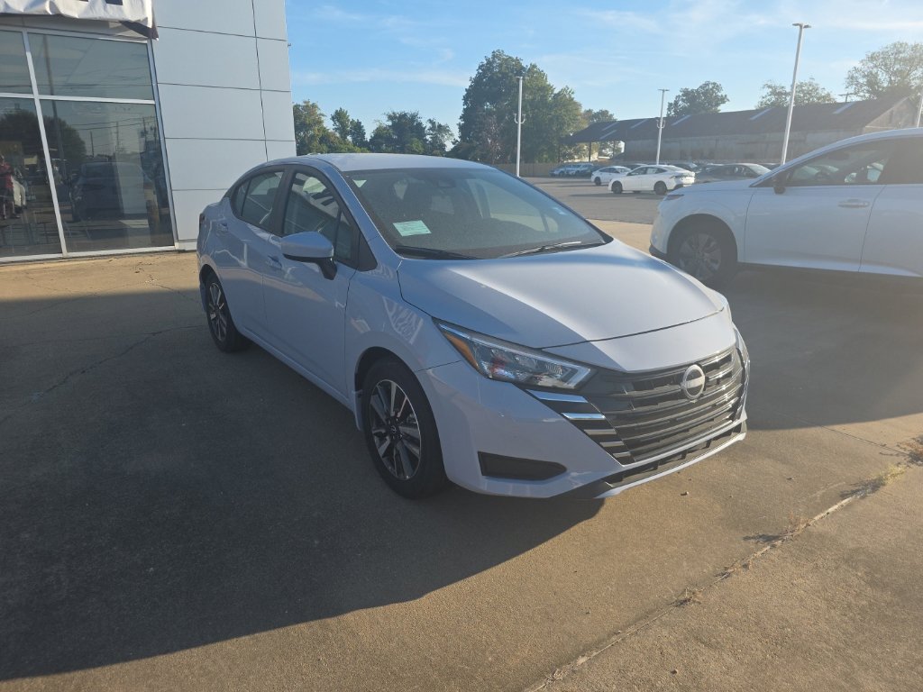 New 2025 Nissan Versa SV w/ Trunk Package FWD image 4
