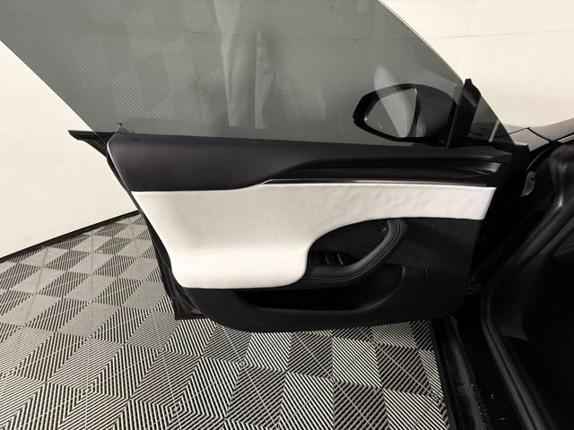 Used 2026 Tesla Model S Plaid AWD/4WD image 12