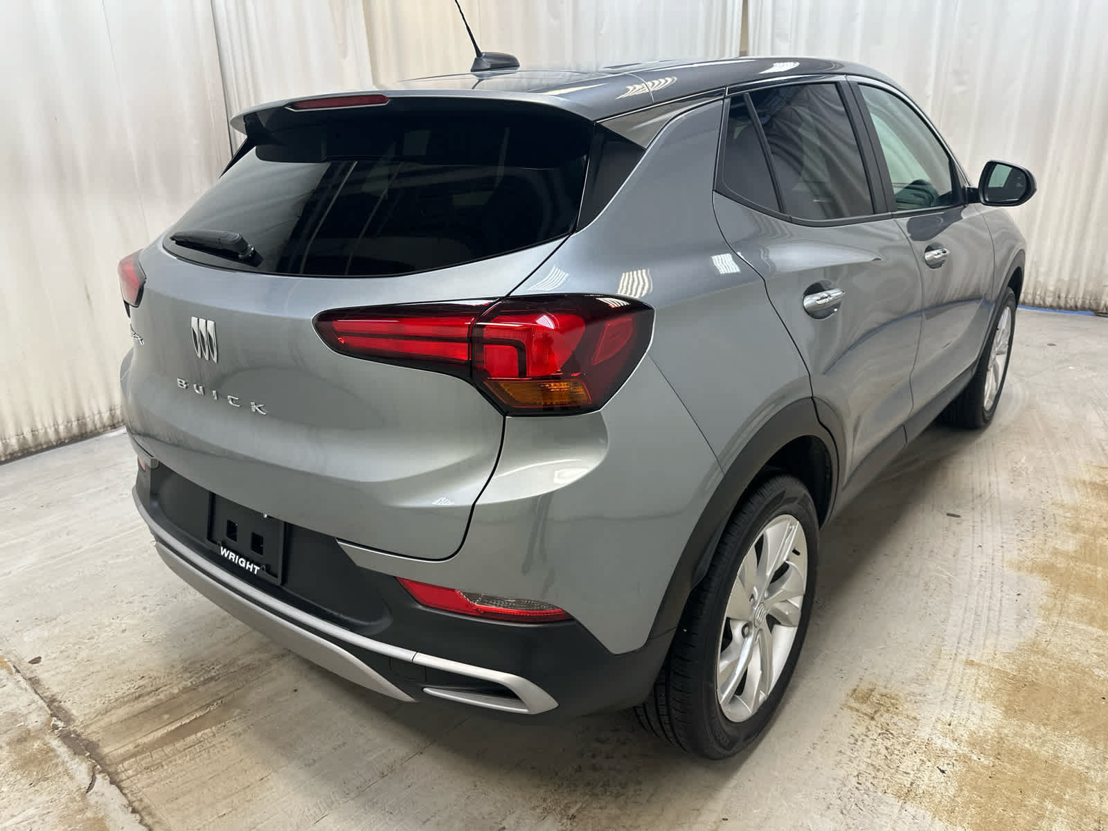 Used 2024 Buick Encore GX Preferred AWD/4WD image 10