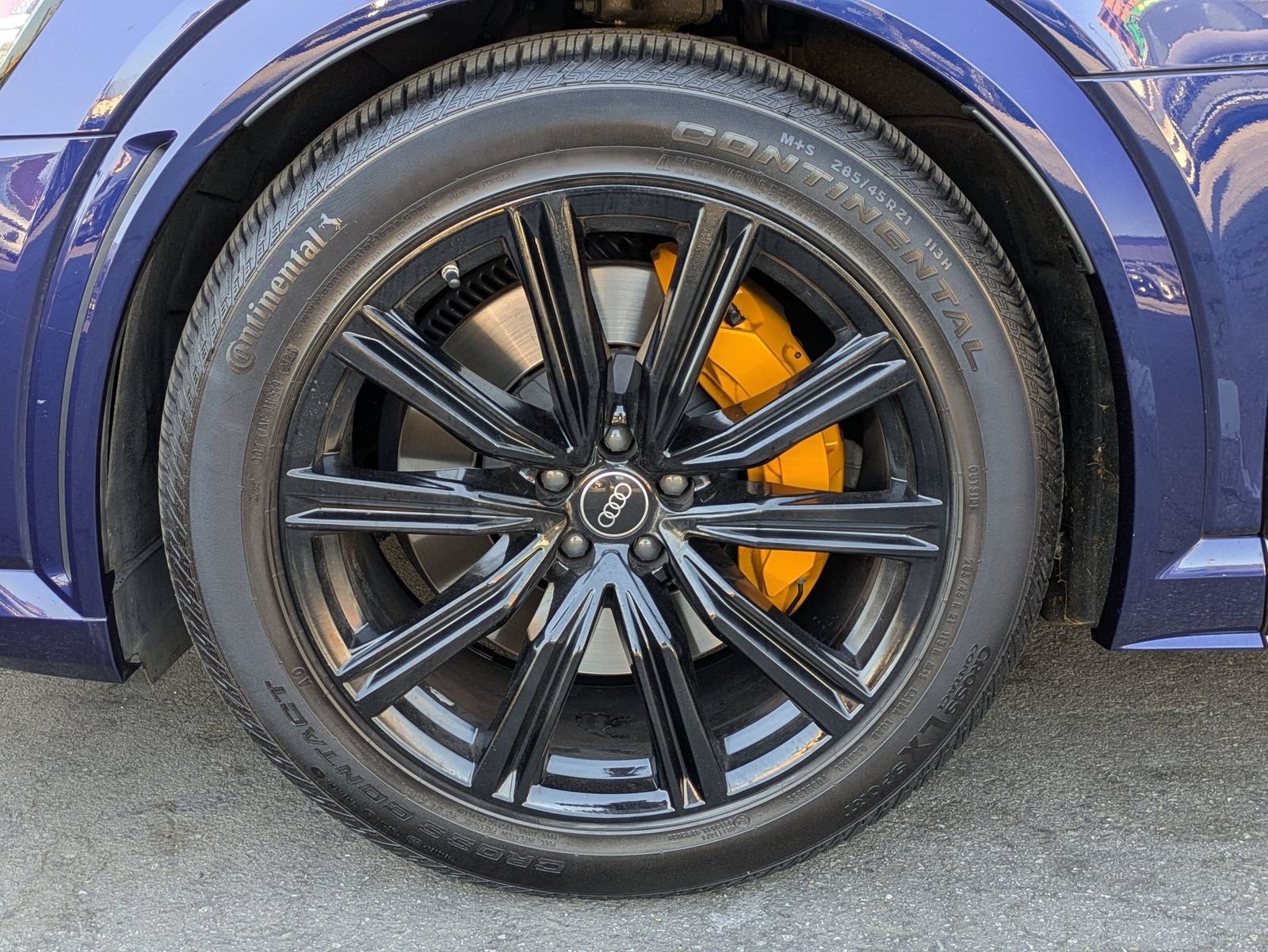 Used 2022 Audi e-tron S Premium Plus AWD/4WD image 26