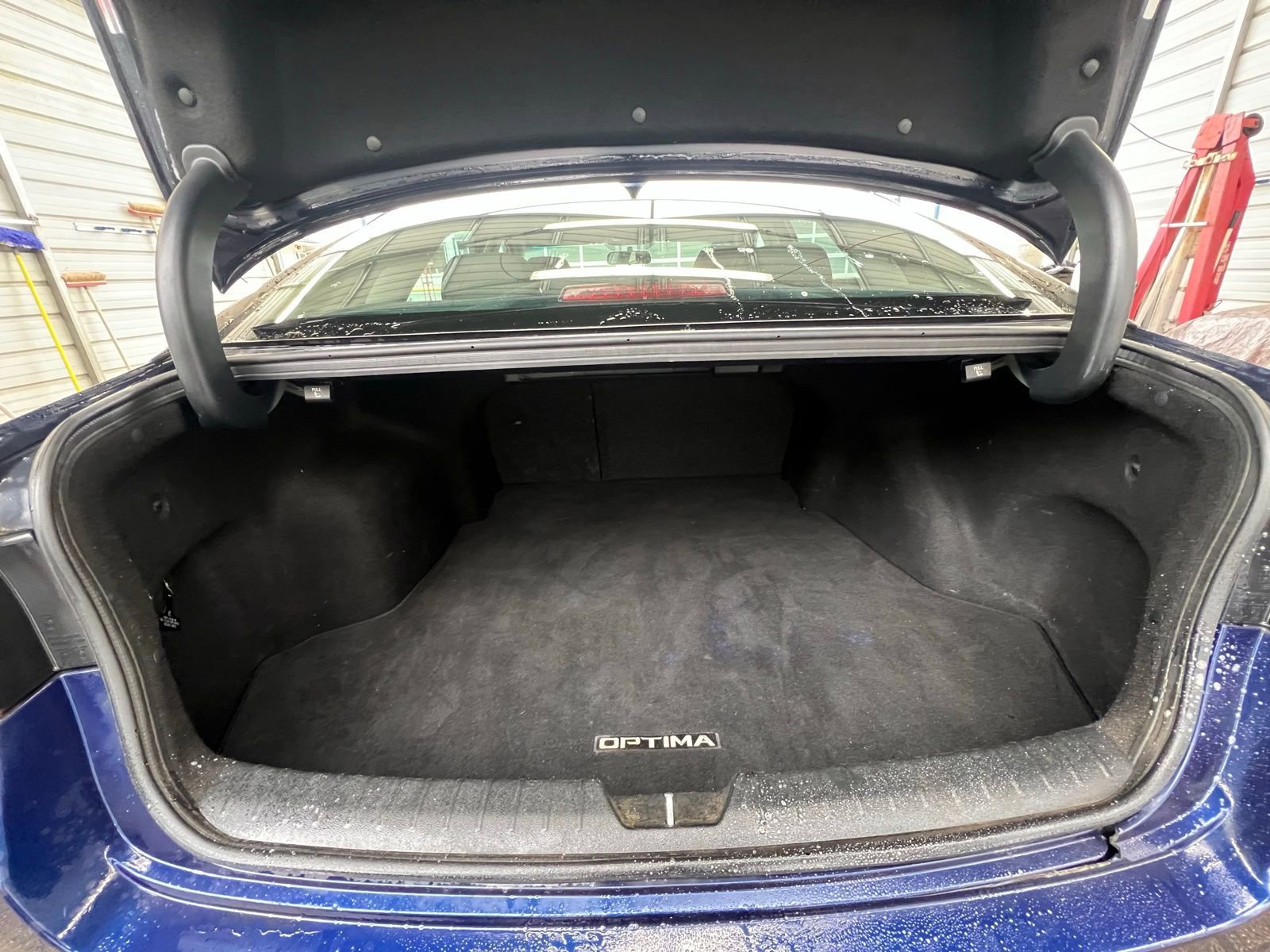 Used 2018 Kia Optima EX image 7