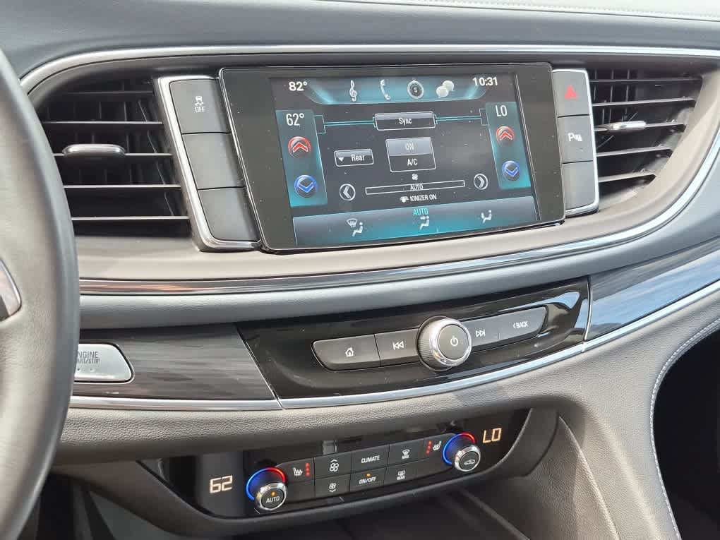 Used 2018 Buick Enclave Essence FWD image 17