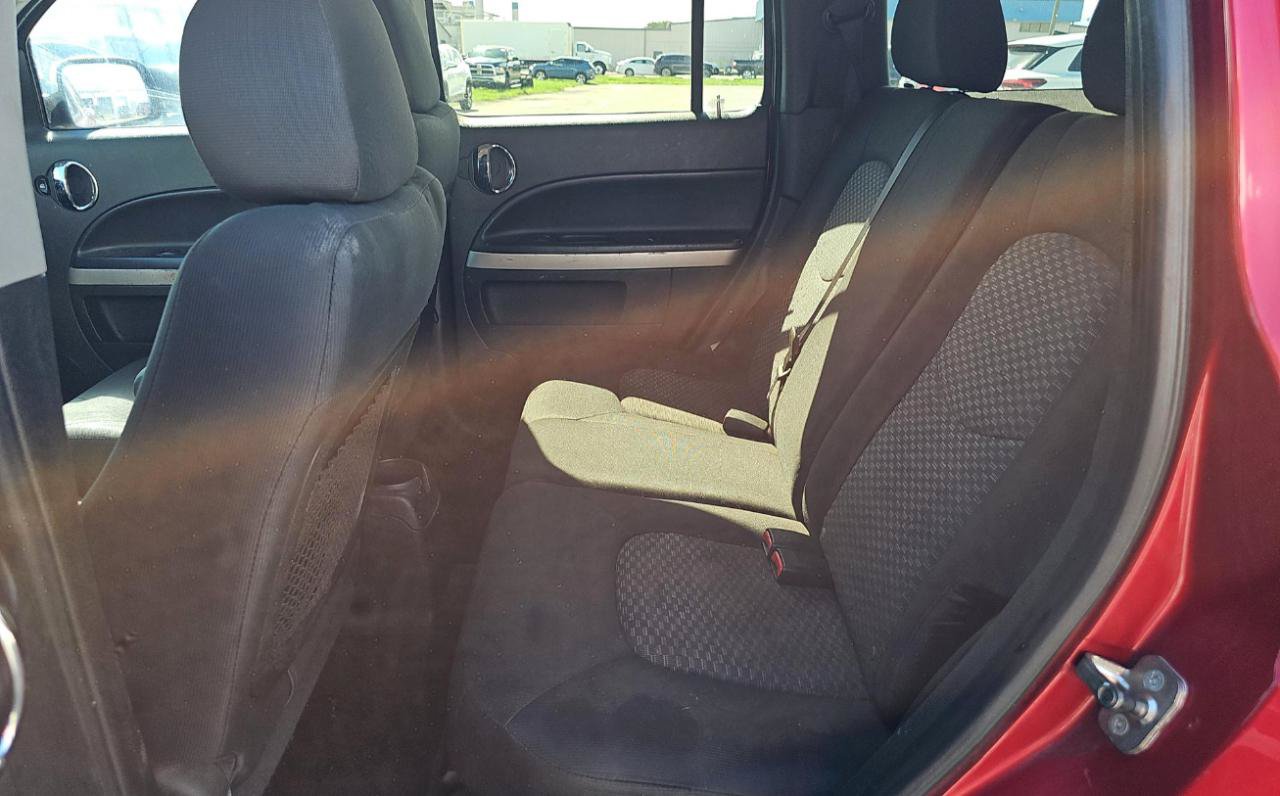 Used 2011 Chevrolet HHR LT w/ LT Preferred Equipment Group FWD image 11