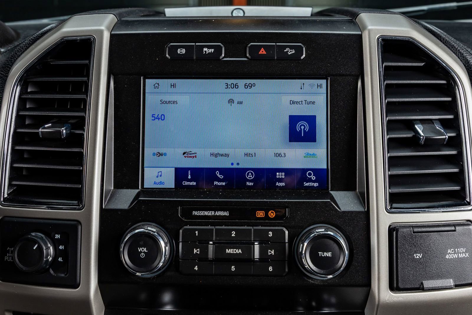 Used 2021 Ford F250 Lariat w/ Lariat Ultimate Package image 24