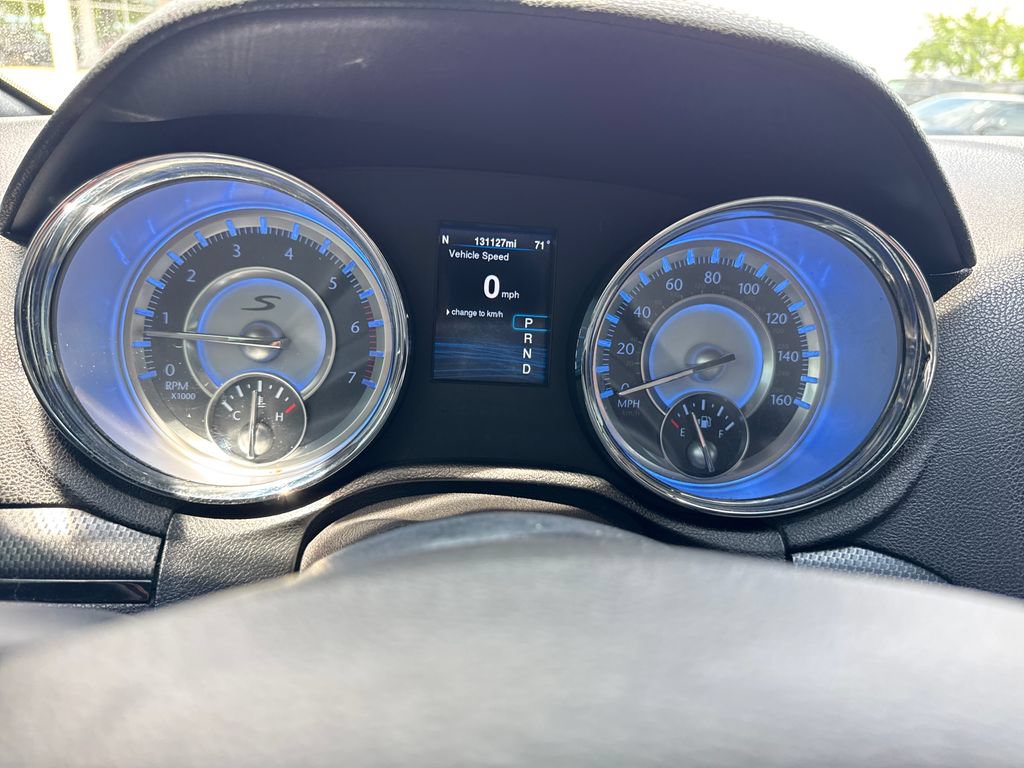 Used 2014 Chrysler 300 S w/ Luxury Group RWD image 17