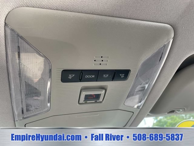 Used 2023 Toyota RAV4 LE AWD/4WD image 25