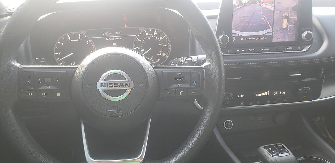 Used 2021 Nissan Rogue SV AWD/4WD image 10