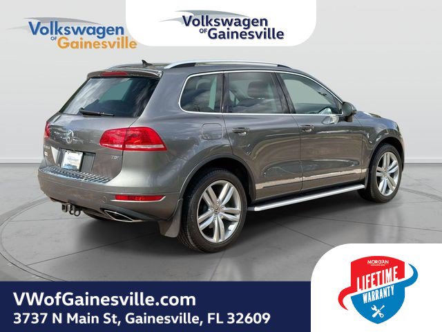 Used 2014 Volkswagen Touareg Executive AWD/4WD image 4