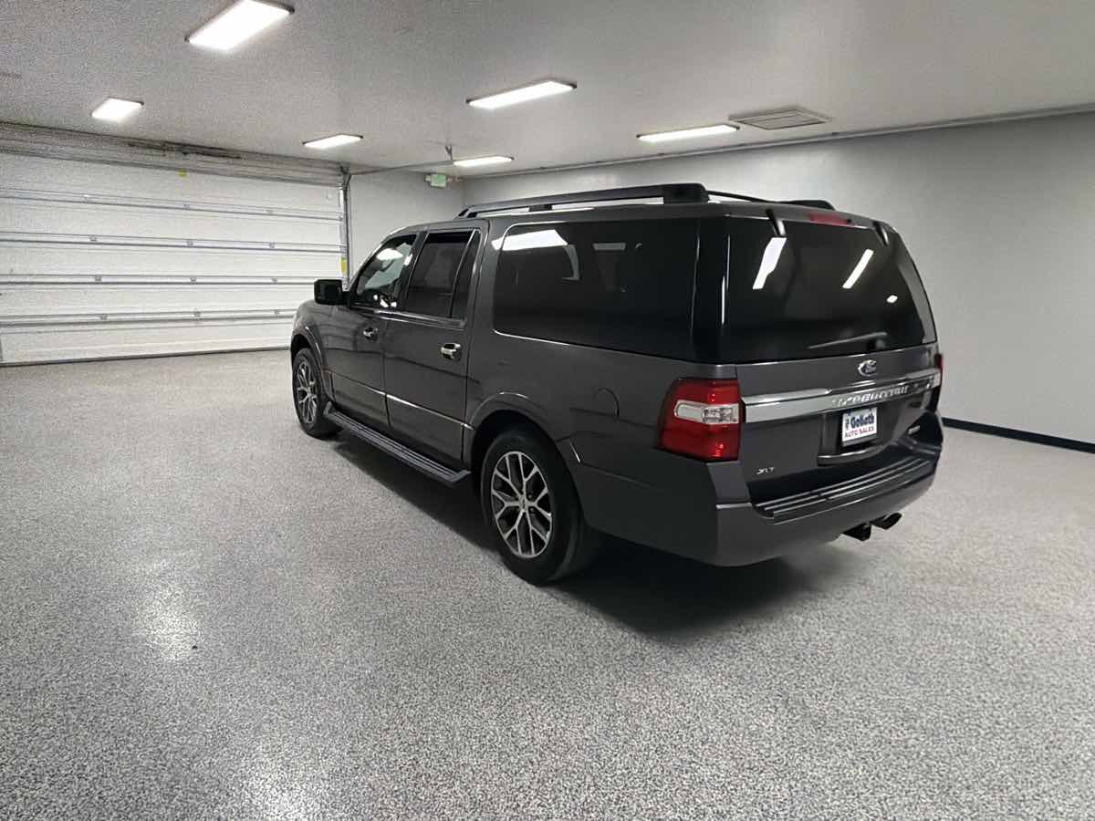 Used 2015 Ford Expedition EL XLT w/ Equipment Group 202A image 5