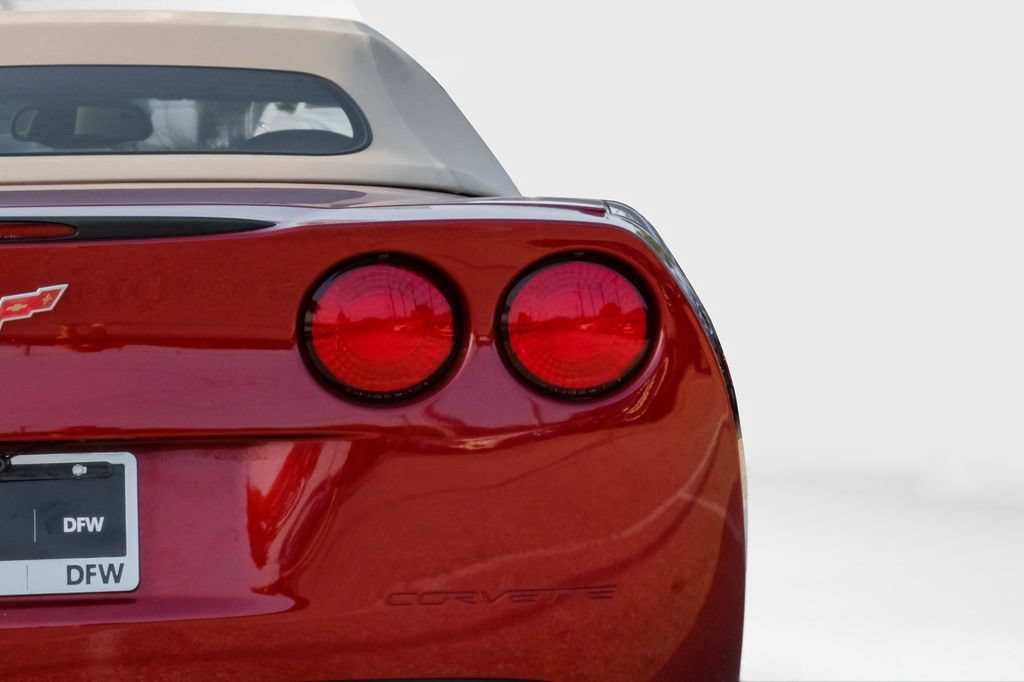 Used 2007 Chevrolet Corvette Convertible w/ Preferred Equipment Group RWD image 42